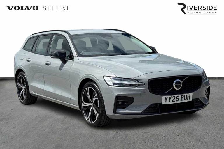 2025 Volvo V60 Plus, B4 Mild hybrid, Petrol, ( Leather Trim, Heated Seats, Park Assist ) Estate P...