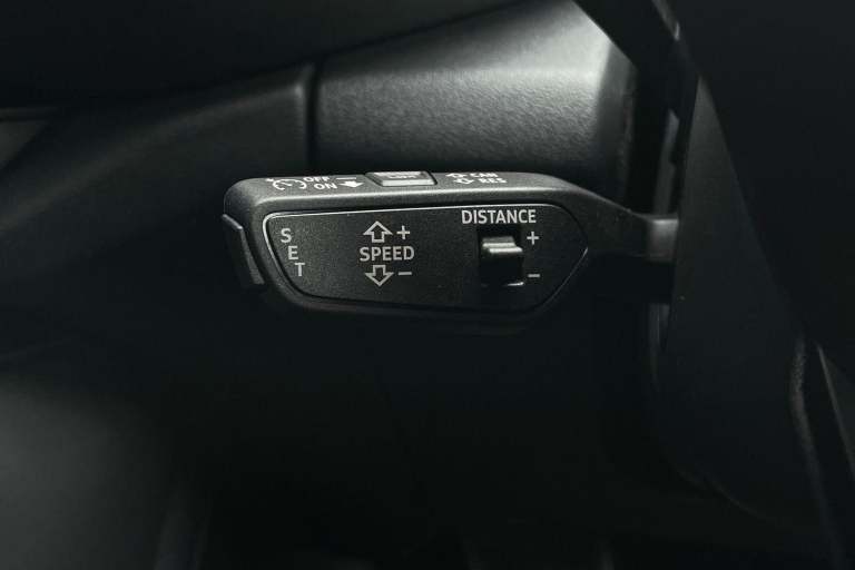 2025 Audi Q5 2.0 TDI Launch Edition SUV 5dr Diesel S Tronic quattro Euro 6 (s/s) (204 ps ESTATE D...