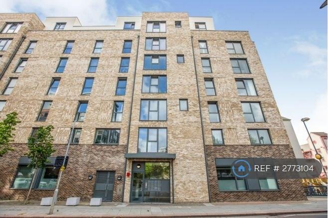 1 bedroom flat in Porcelain House, London, E3 (1 bed) (#2773104)