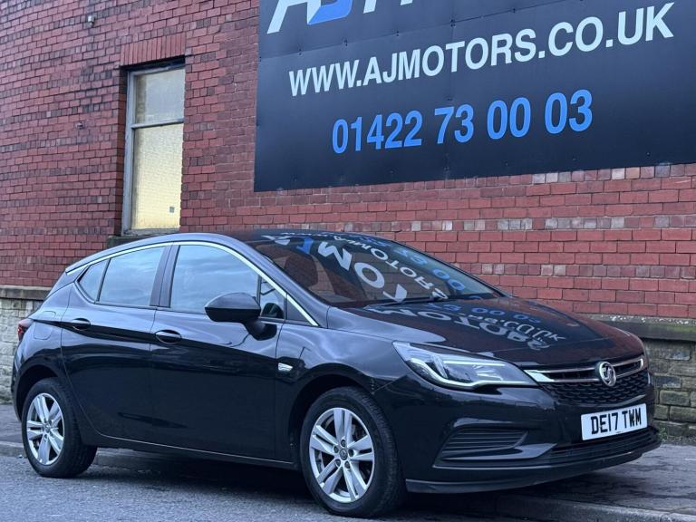 2017 Vauxhall Astra 1.4i Tech Line Hatchback 5dr Petrol Manual Euro 6 (100 ps) Hatchback Petrol M...