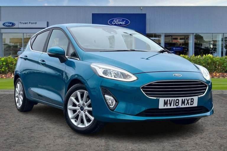 2018 Ford Fiesta 1.0 EcoBoost Titanium 5dr Auto ** Sync 3- Winter Pack - Heated Seats / Stee Hatc...
