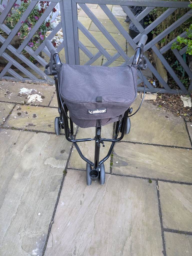 Uniscan Triumph walker 