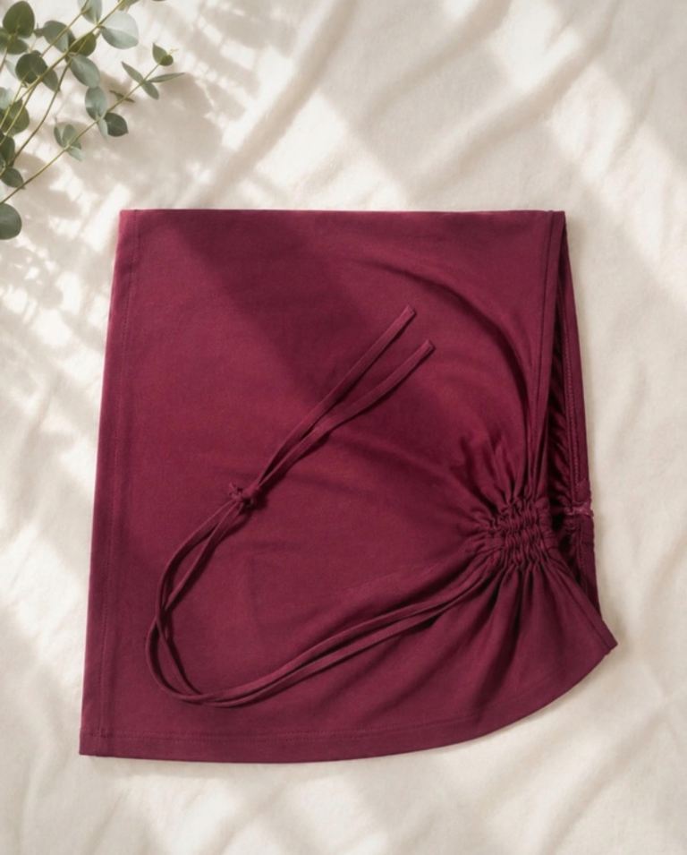 Burgundy Ruched Drawstring Mini Skirt – As Good As New