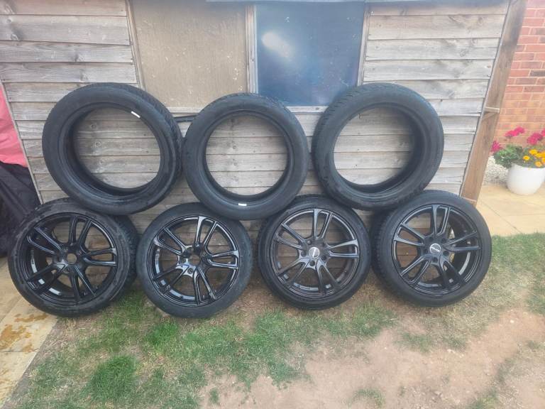 image for Set of 17” Alloy Wheels
