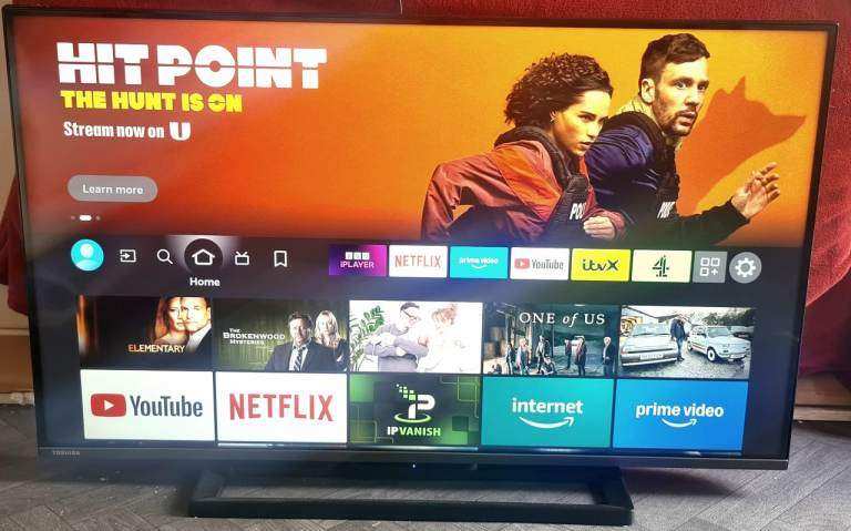 Toshiba 43-inch Smart 4K LED TV - As Good As New complete with remote