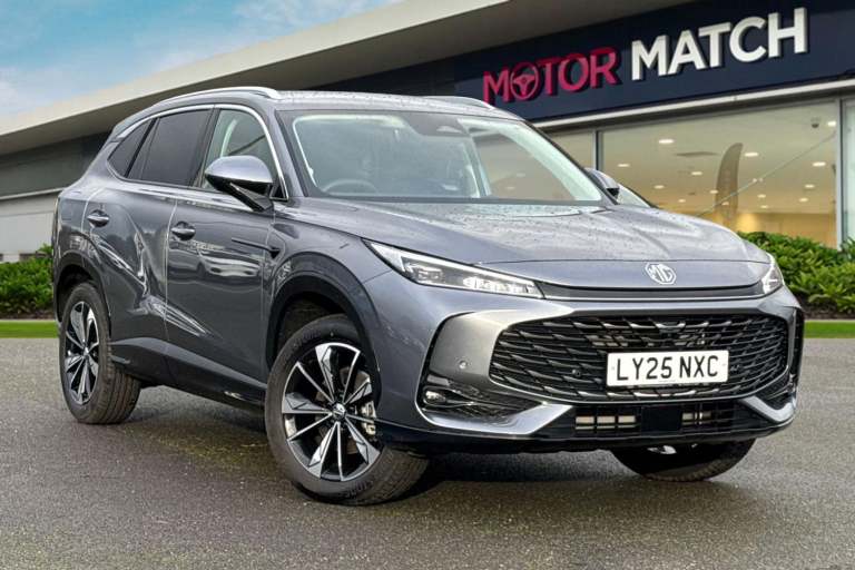 2025 MG MG HS 1.5 T-GDI Trophy DCT Euro 6 (s/s) 5dr SUV PETROL Automatic