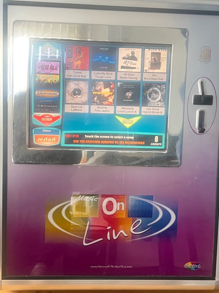 Music On Line Digital Jukebox – Good Condition