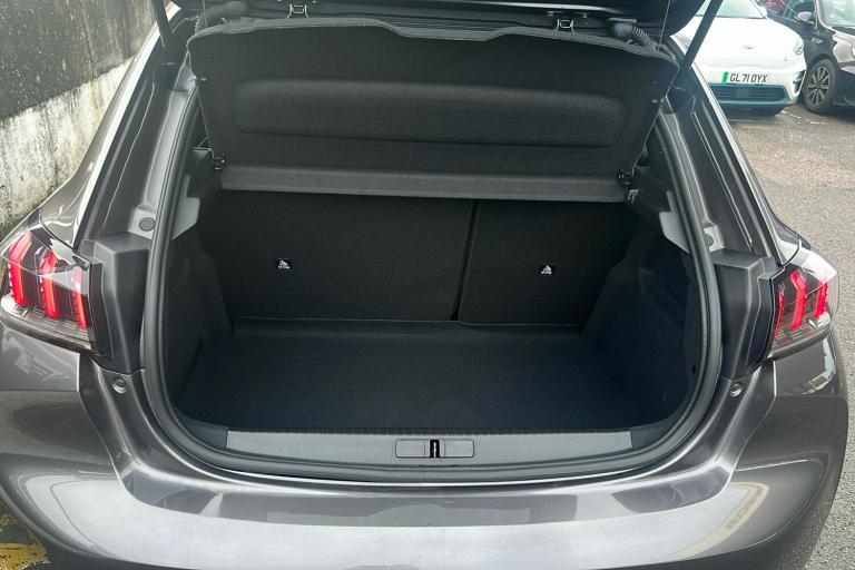  Peugeot 208 1.2 Puretech Gt Hatchback 5dr Petrol Eat Euro 6 s/s 100 Ps Petrol