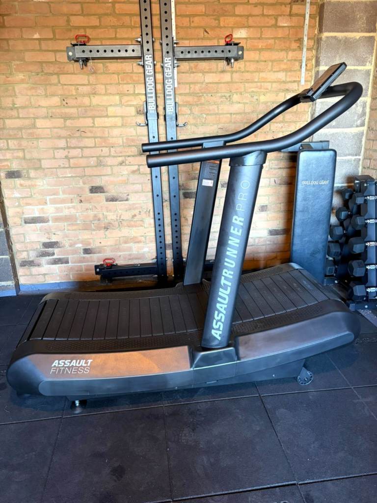Assault Runner Pro Curved Treadmill – July 2025 – Only 86 Miles – Excellent Condition