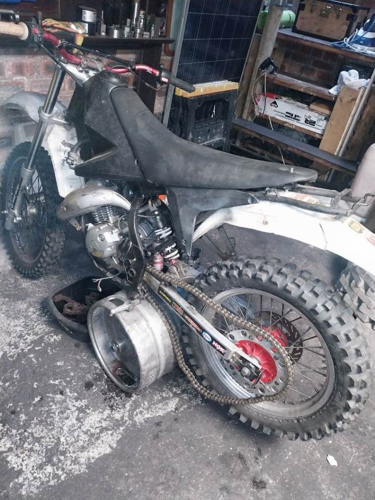 DT125