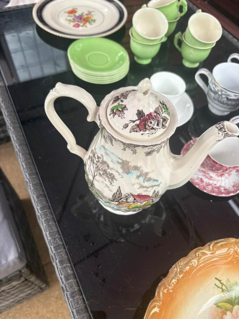 Vintage Ceramic Teapot with Scenic Design – Good Condition