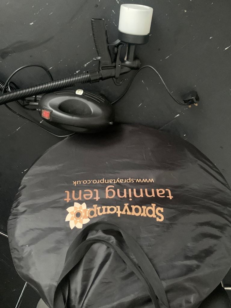 Spray Tan Pro Tanning Tent and Spray Machine – Good Condition