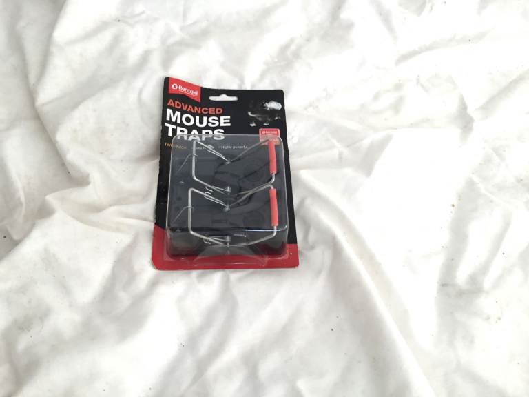 Pack of 2 Rentokil advanced mouse traps, easy to use