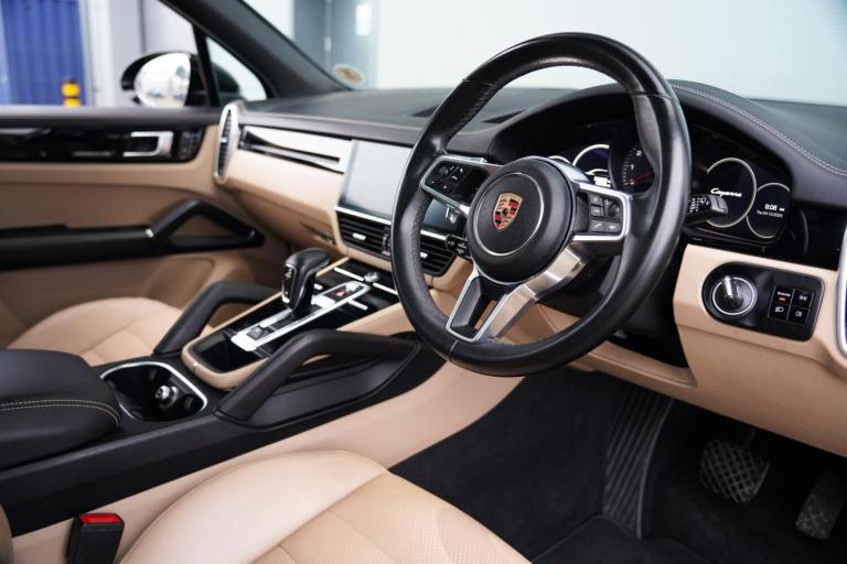 2019 Porsche Cayenne 3.0T V6 TiptronicS 4WD Euro 6 (s/s) 5dr ESTATE Petrol Automatic