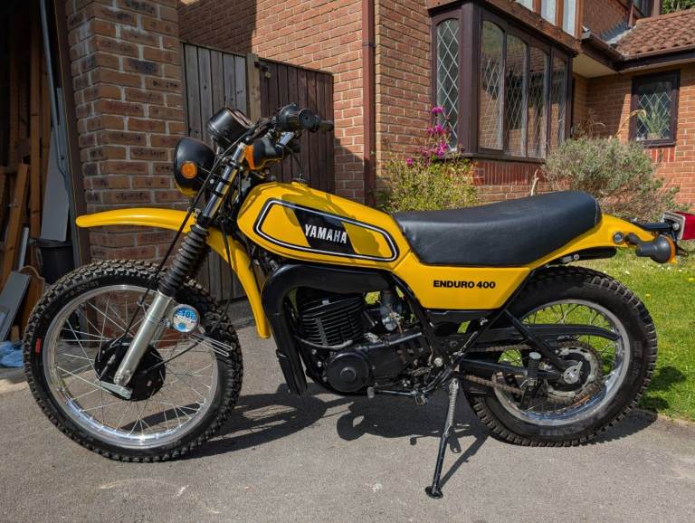 Yamaha DT 400E, 1977, Competition Yellow, US import, Low Mileage, Very Nice Condition