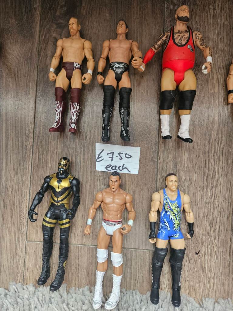 WWE FIGURES 
