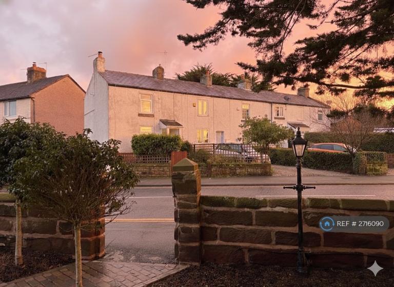 2 bedroom house in Greasby Road, Greasby, Wirral, CH49 (2 bed) (#2716090)