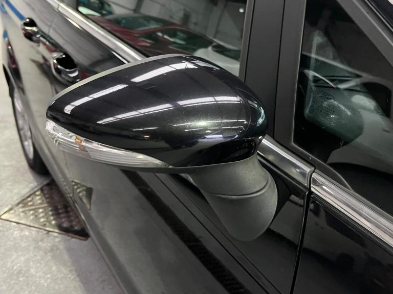 2013 Ford B-MAX 1.0T EcoBoost Zetec Euro 5 (s/s) 5dr MPV Petrol Manual