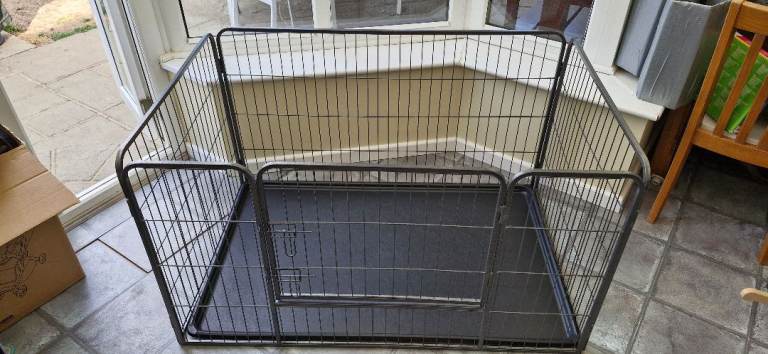 Animal cage/crate