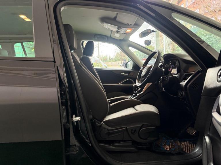 2017 Vauxhall Zafira 1.4T SRi Nav 5dr Auto MPV PETROL Automatic