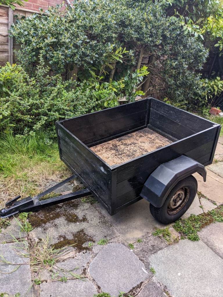 Car trailer