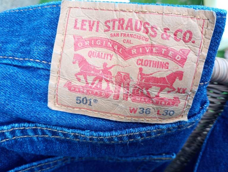 Levi 501 jeans