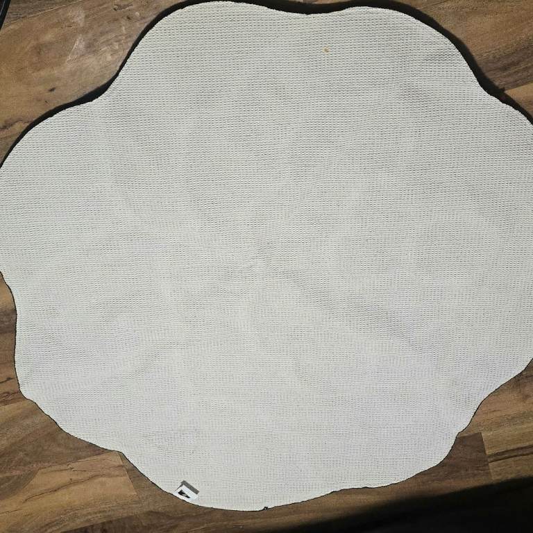 Red Rose Shaped Bath Mat / Small Rug