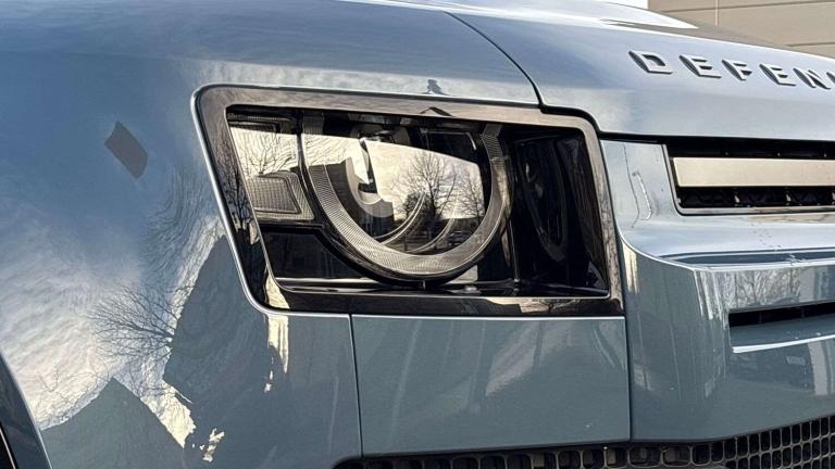 2023 Land Rover Defender 3.0 D250 X-Dynamic SE 110 5dr Auto SUV Diesel Automatic