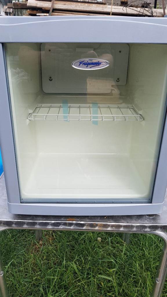 Fridgemaster Drinks Cooler