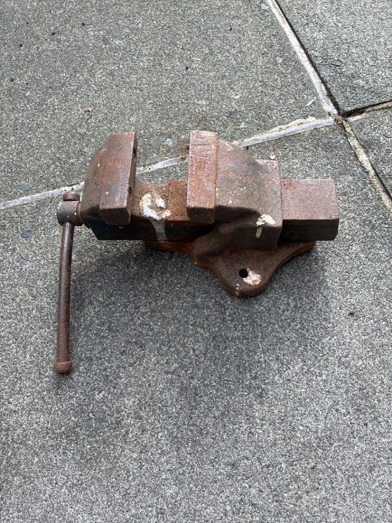 Bench Vice