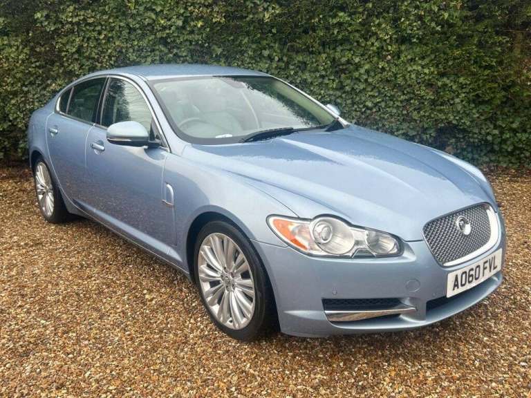 2010 Jaguar XF 3.0d V6 Premium Luxury Saloon 4dr Diesel Auto Euro 5 (240 ps) Saloon Diesel Automatic