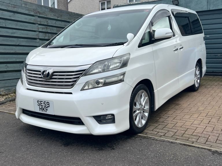 Toyota Vellfire 2.4Z Platinum Selection 7-Seat (Alphard)