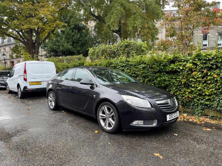 Vauxhall, INSIGNIA, Hatchback, 2011, Manual, 1796 (cc), 5 doors