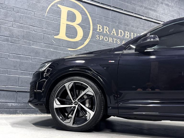 AUDI Q7 3.0 TFSI V6 55 Black Edition 2021