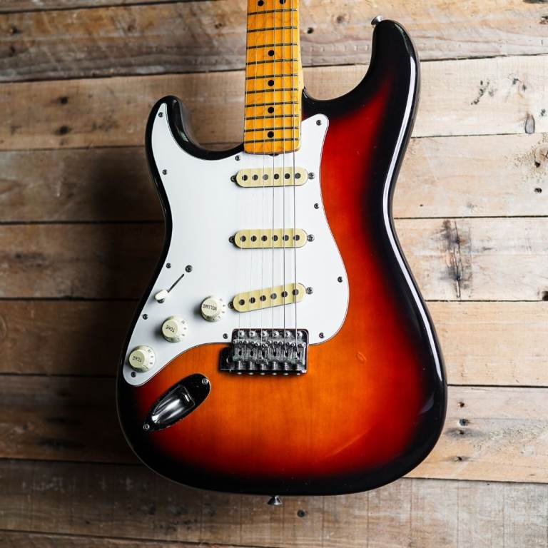 1986 Fender MIJ ST-68 Stratocaster Left-Handed In 3-Tone Sunburst
