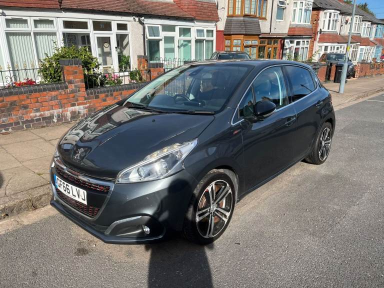 Peugeot, 208, Hatchback, 2016, Manual, 1560 (cc), 5 doors