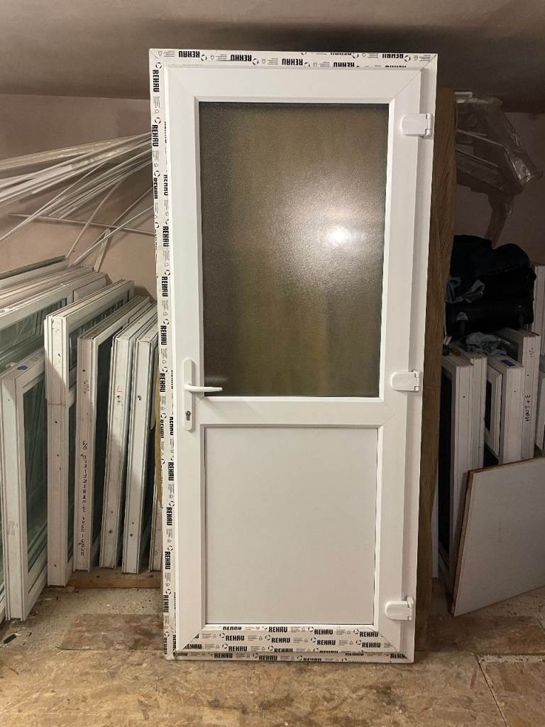 UPVC DOOR 207 x 90 cm - BRAND NEW HIGH QUALITY UPVC DOUBLE GLAZED DOOR  - OPENS OUTWARDS (REF: DX32)