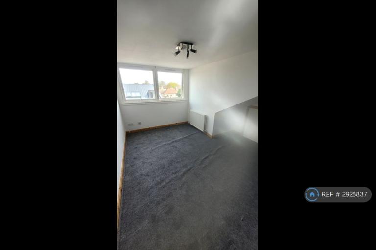 2 bedroom flat in Winton Place, Tranent, EH33 (2 bed) (#2928837)