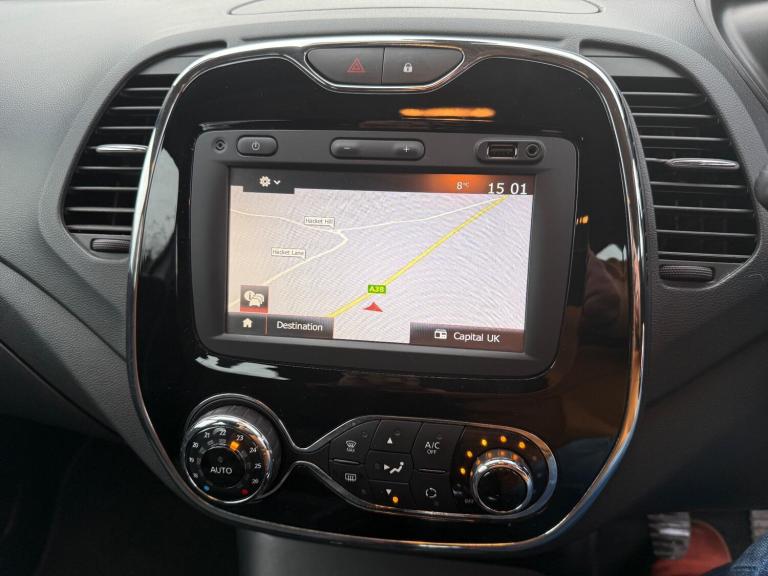 2016 Renault Captur 1.5 dCi 110 Dynamique Nav 5dr HATCHBACK DIESEL Manual