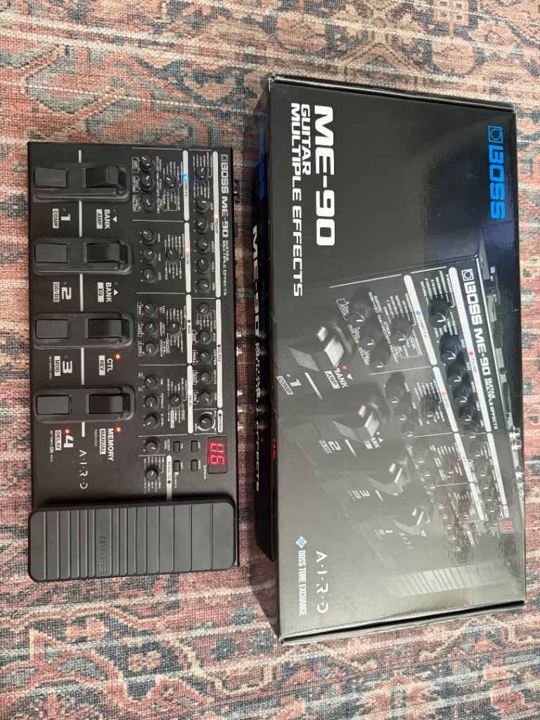 Boss ME-90 Guitar Multiple Effects Processor - Mint Condition (with Box)