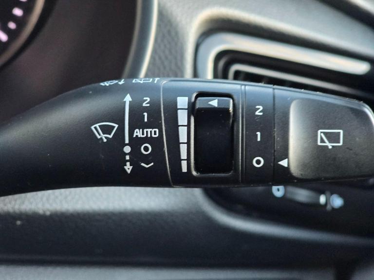 2021 Kia Rio 1.0 T-GDi MHEV 3 DCT Euro 6 (s/s) 5dr HATCHBACK Petrol/Electric Hybrid Automatic