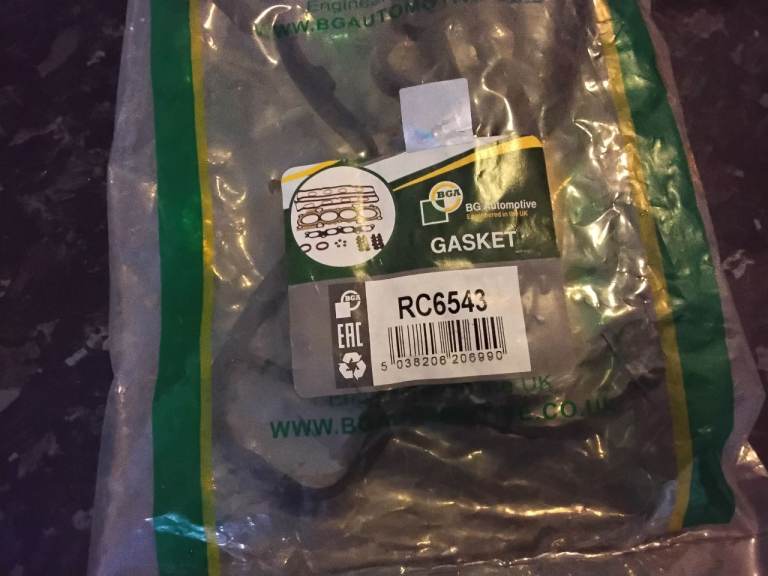 Vauxhall Corsa D 1.3 petrol. Camshaft  top cover seal/gasket  .