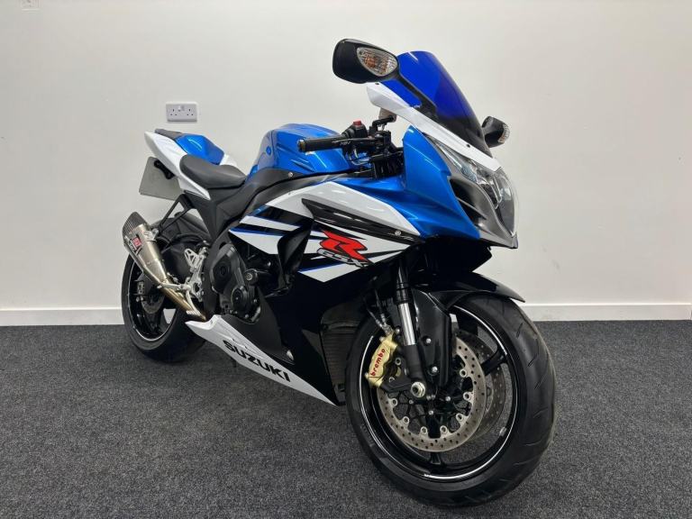 SUZUKI GSX-R1000 ** 6969 MILES - YOSHIMURA EXHAUST - 12 MONTHS MOT **