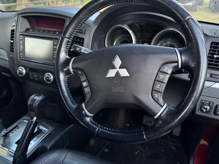 2007 Mitsubishi Shogun 3.2 DI-DC Diamond 3dr Auto ESTATE Diesel Automatic