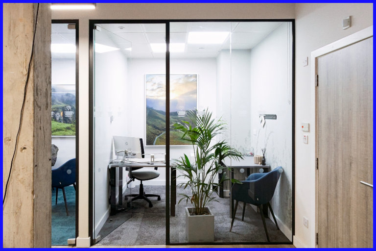 London - SW19 6NW, Private office space for 2 people in HQ London, Wimbledon Park Road 