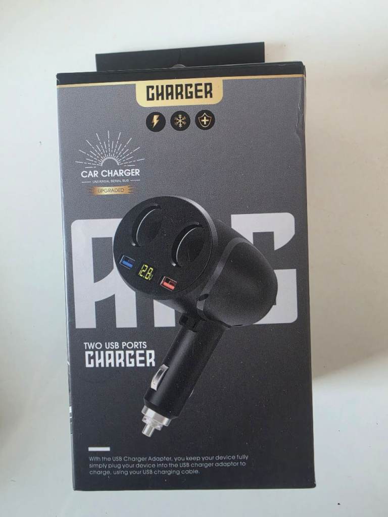 Two USB ports car charger