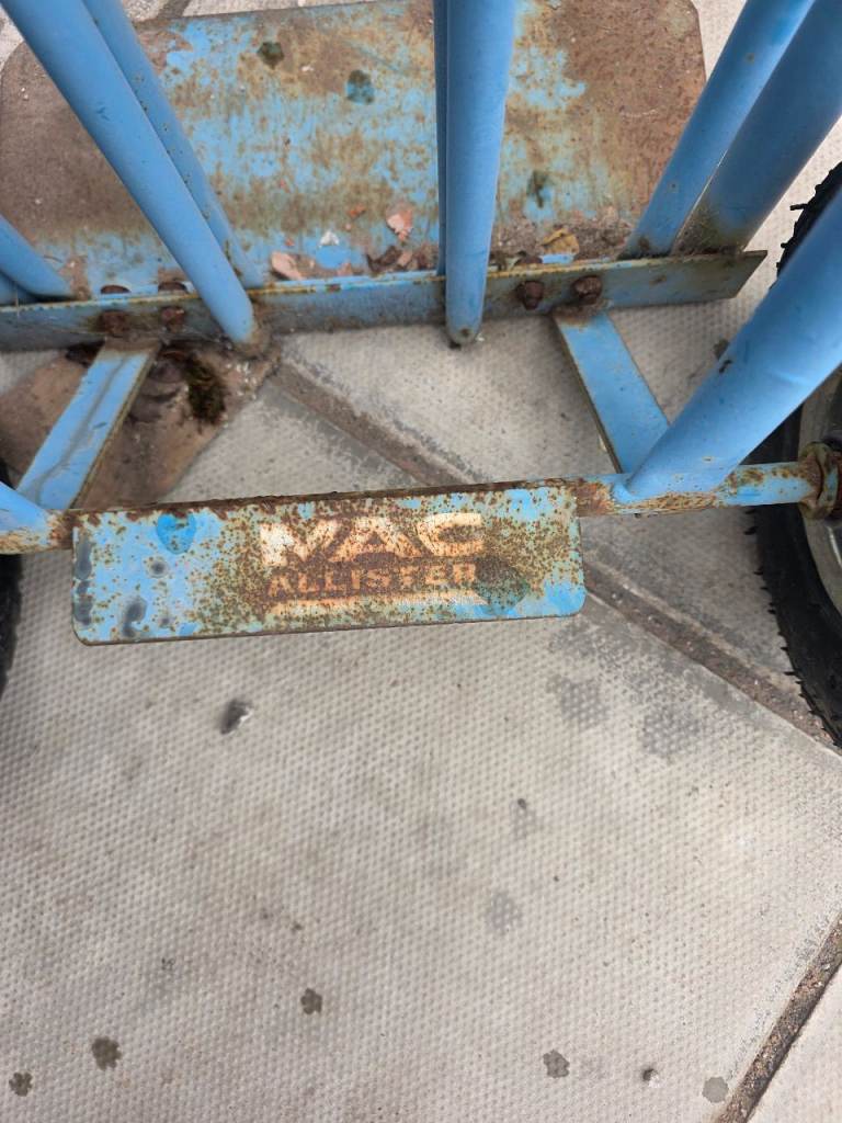 Macalister Hand Truck 300kg non foldable 