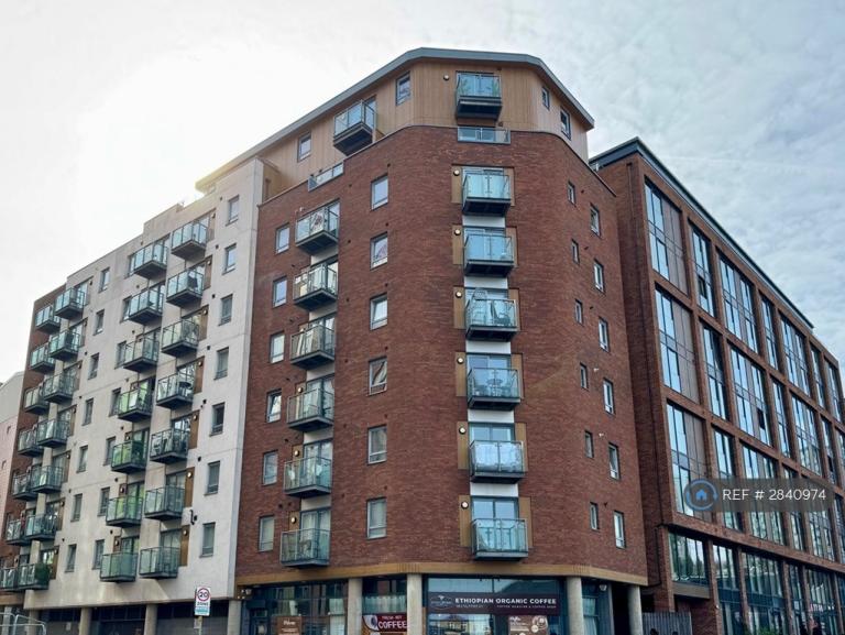 2 bedroom flat in Leylands Road, Leeds, LS2 (2 bed) (#2840974)