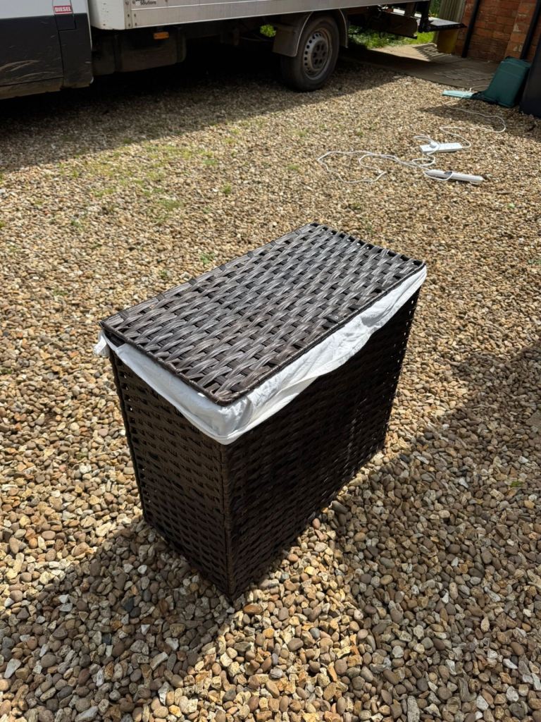 Brown Wicker Laundry Basket with Removable Liner – Good Condition
