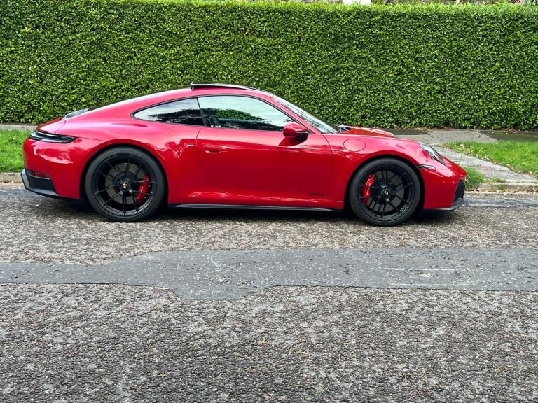 2025 Porsche 911 GTS t-Hybrid 2dr PDK COUPE Petrol/Electric Hybrid Semi Automatic